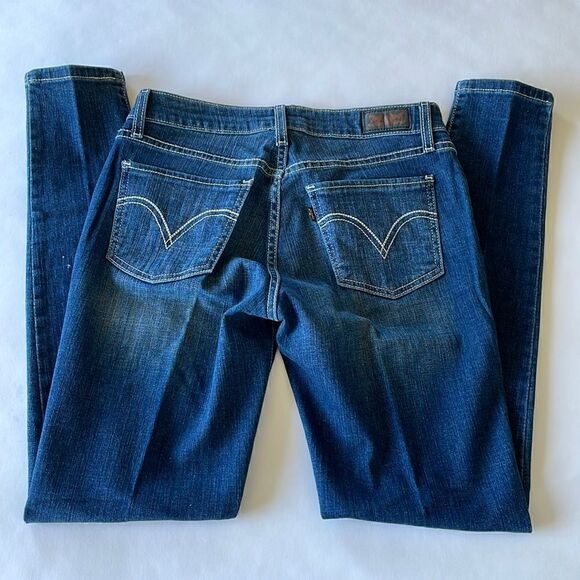 Levi’s 535 Legging Jeans Size 9M LIKE NEW! - Picture 1 of 5